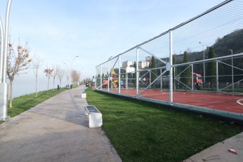 ‘Gölcük’ü nakış nakış işliyoruz’