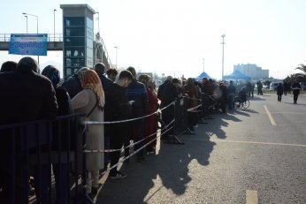 Kocaeli'de 2 ton hamsi dağıtıldı