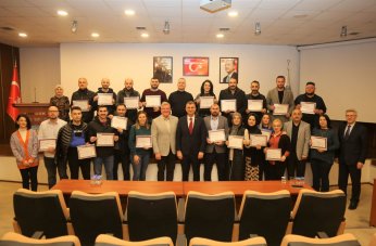 Belediye personeli, ilk  yardım sertifikalarını aldı