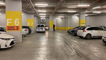 Otoparkta boğazından kesilmiş halde bulundu