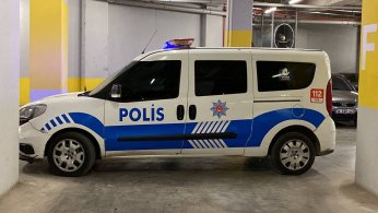 Otoparkta boğazından kesilmiş halde bulundu