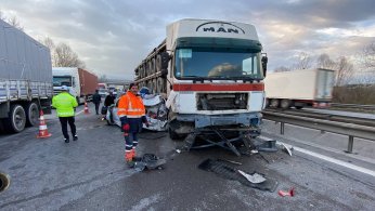 TEM’de 9 araçlı zincirleme kaza