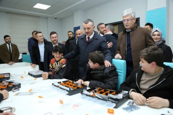 Kültür Merkezinde ilk ders Büyükakın’dan