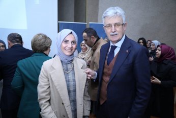 AK Parti’ye Gölcük’te  bin 41 yeni kadın üye