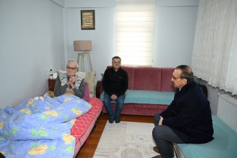 Vali Yavuz, Gölcük’te gönüllere dokundu