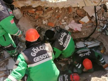 GESOTİM, 18 kişiyi enkazdan kurtardı