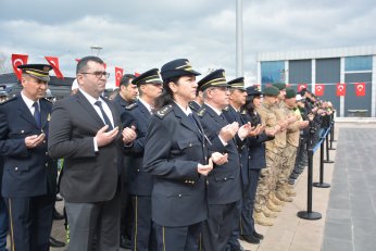 Yaşamını yitiren polis,  törenle uğurlandı