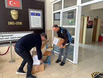 Gölcük’te yardım seferberliği sürüyor