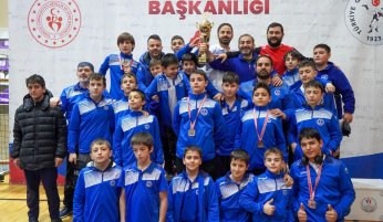 Kağıtspor’un madalya avcısı yıldızları
