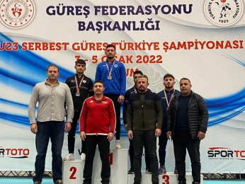 Kağıtspor’un madalya avcısı yıldızları
