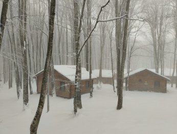 Eriklitepe’de kar kalınlığı 30 santimi aştı