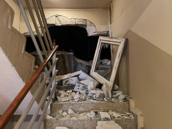 İstinat duvarı çöktü, 4 apartman tahliye edildi