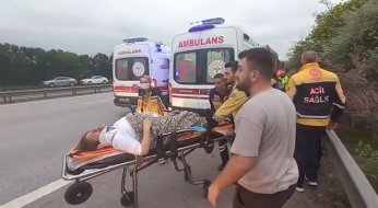 TEM’de minibüs devrildi: 13 yaralı