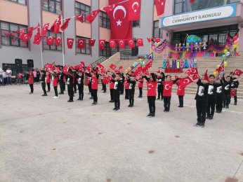 23 Nisan coşku ile kutlandı