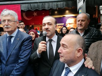 AK Parti’den görkemli açılış