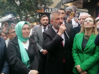 AK Parti’den görkemli açılış