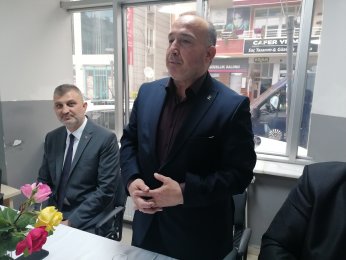 Sezer, ‘Yanınızda olmaya devam edeceğiz’