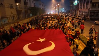 19 Mayıs kutlamaları fener alayı ile taçlandı