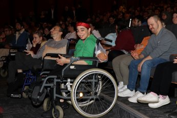 Özel öğrencilerden anlamlı gösteri