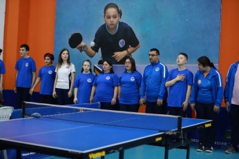 Özel sporcular yeteneklerini gösterdi