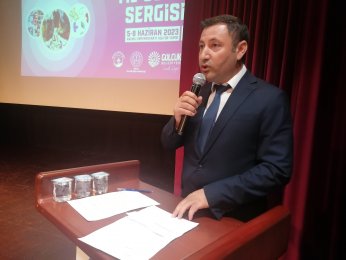 GÖLMEK yıl sonu sergisi açıldı