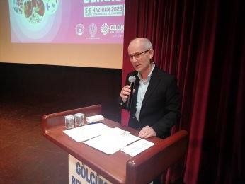 GÖLMEK yıl sonu sergisi açıldı