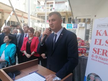Eserler, sergide beğeniye sunuldu