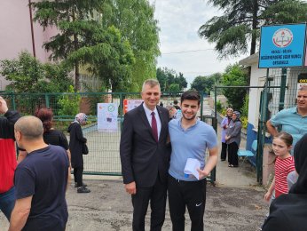 Sezer, YKS’ye giren öğrencilere başarılar diledi