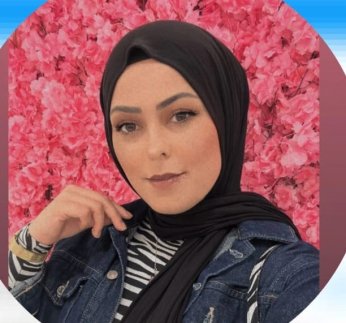 Otomobil, belediye otobüsüne çarptı: 3 ölü