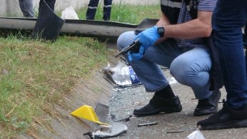 Takla atan araç hurdaya döndü: 1 ölü, 1 yaralı