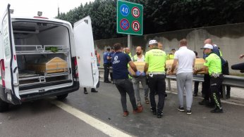 Takla atan araç hurdaya döndü: 1 ölü, 1 yaralı