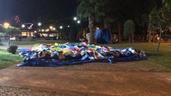 Gölcük’te şişme oyun parkından düşen çocuk yaralandı