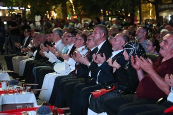 Gölcük tek yürek oldu