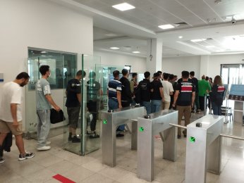 Aynı saatte 3 farklı bölgede yangın çıktı