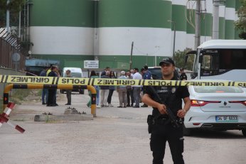 Cumhuriyet savcısı, patlama bölgesinde inceleme yapıyor