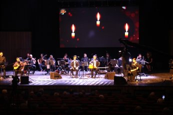 Canlar sevgide buluştu