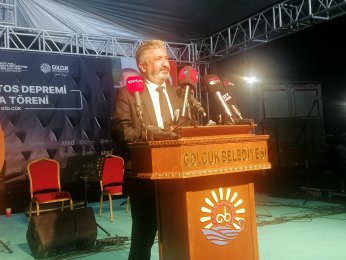 Deprem şehitleri dualarla anıldı