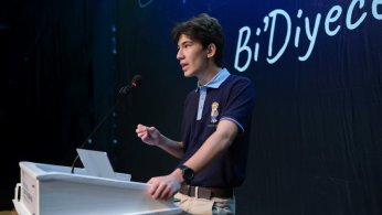 Münazarada ödüller sahiplerini buldu