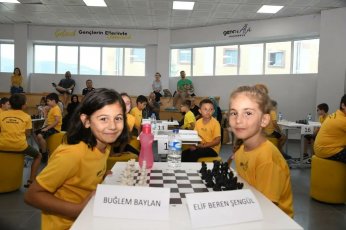 Başkan Özlü sporcularla buluştu