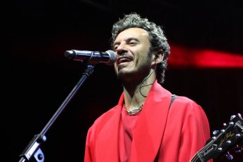 Buray, müzik dolu bir gece yaşattı