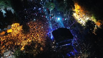 Buray, müzik dolu bir gece yaşattı