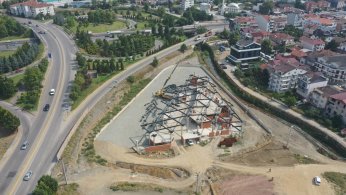 Yeni terminal binasında  çalışmalar hızla sürüyor