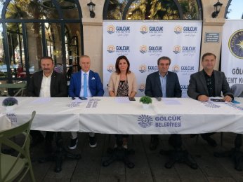 Ahşap heykelde 28. yıl