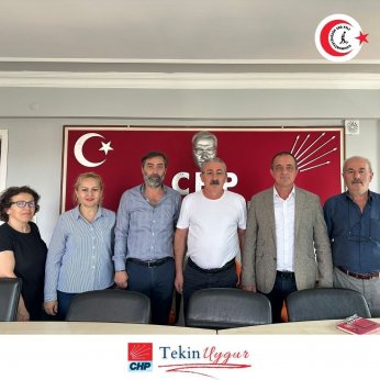 Tekin Uygur, ilçe ilçe dolaşıyor 