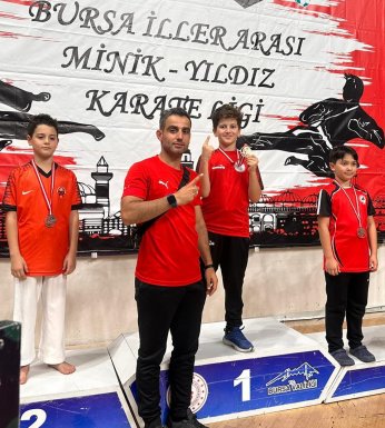 Körfezli karateciler çok başarılı 