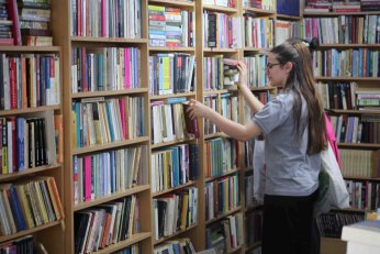 Kitap fuarında dev kadro