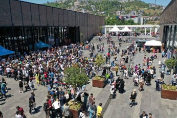 Kitap fuarında dev kadro