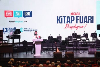 Kitap fuarına görkemli açılış