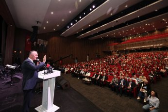 Kitap fuarına görkemli açılış