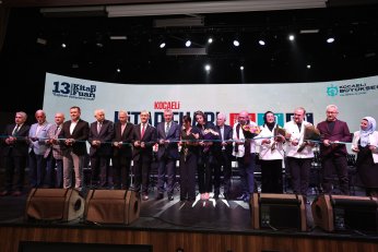 Kitap fuarına görkemli açılış